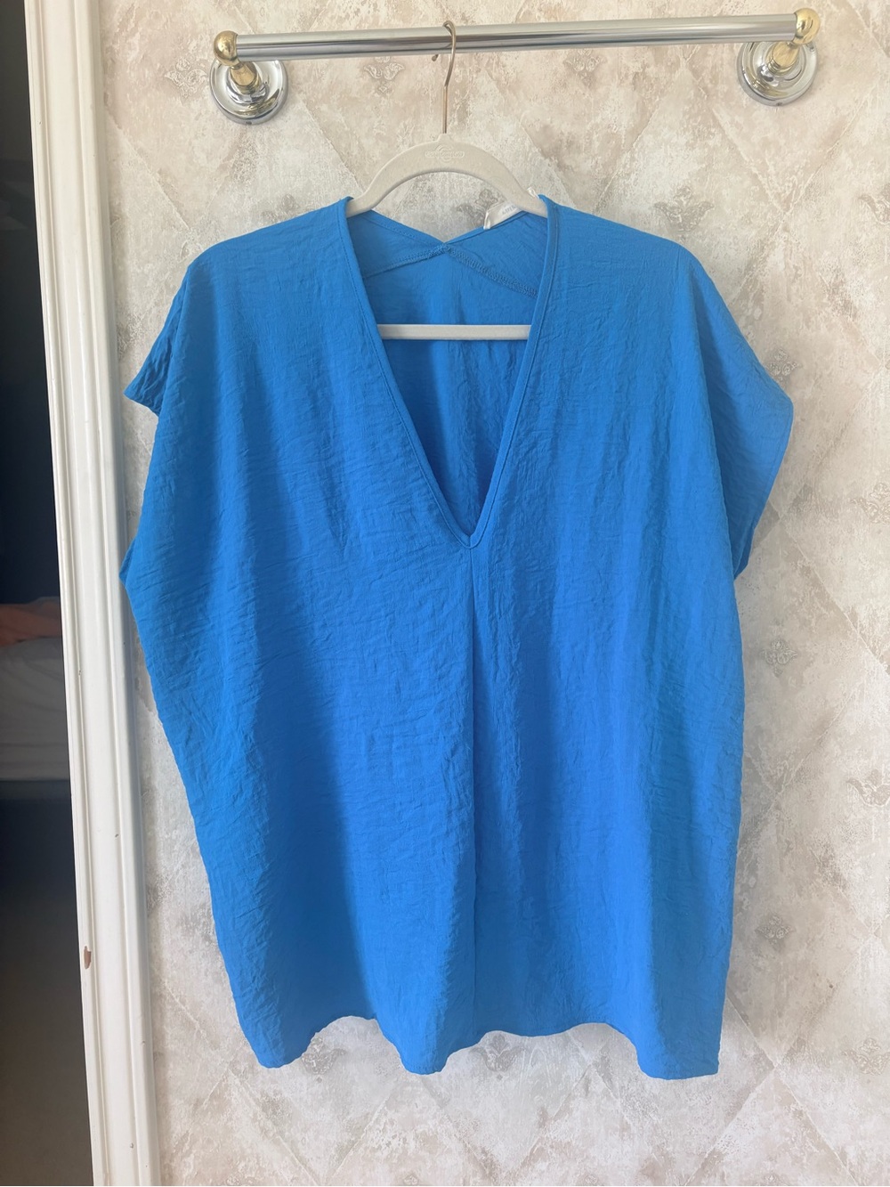 entro Bright Blue V-Neck Tunic Top